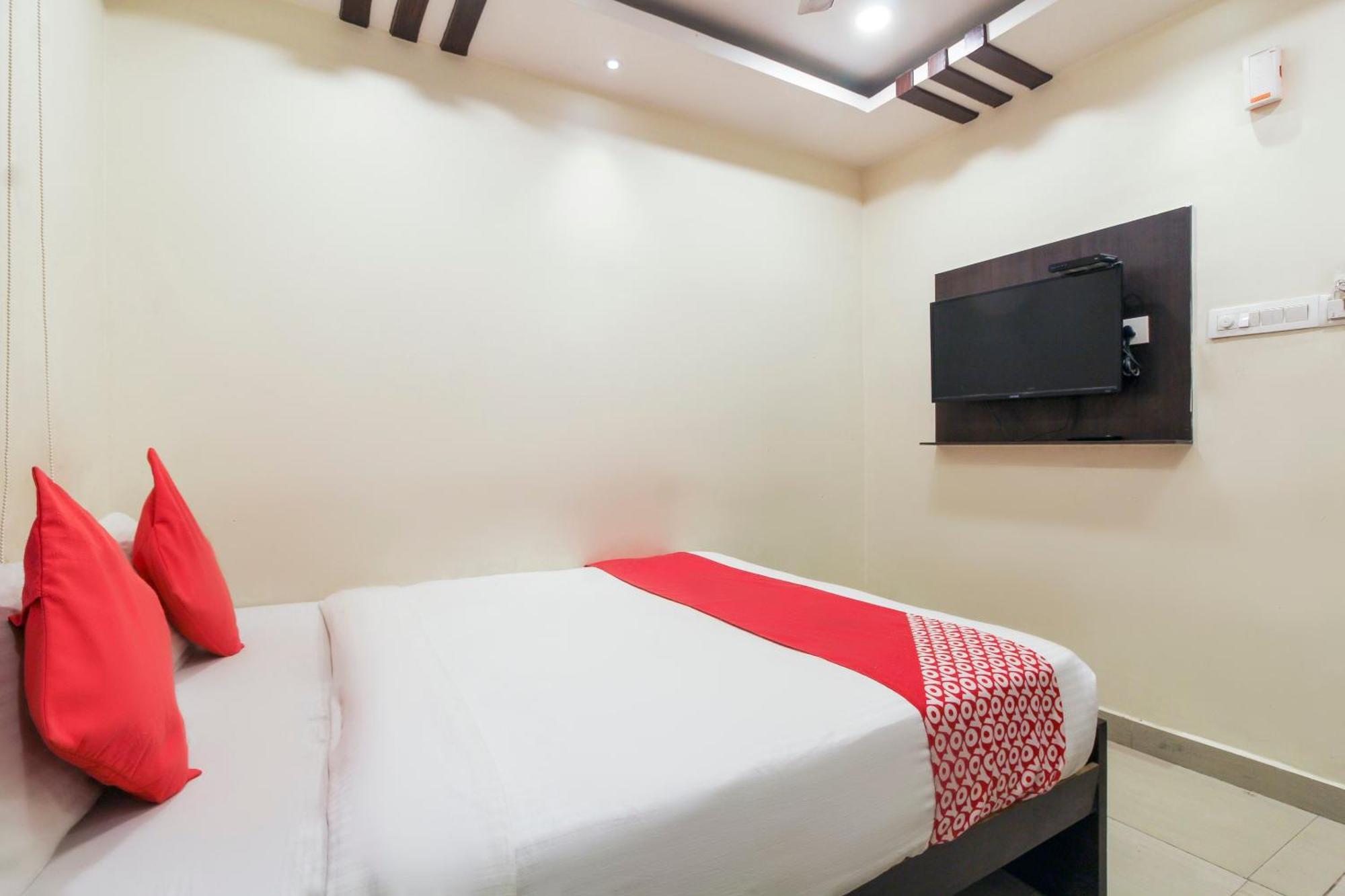 Hotel O Sri Harsha Residency Near Jntu Metro Hyderabad Exterior foto