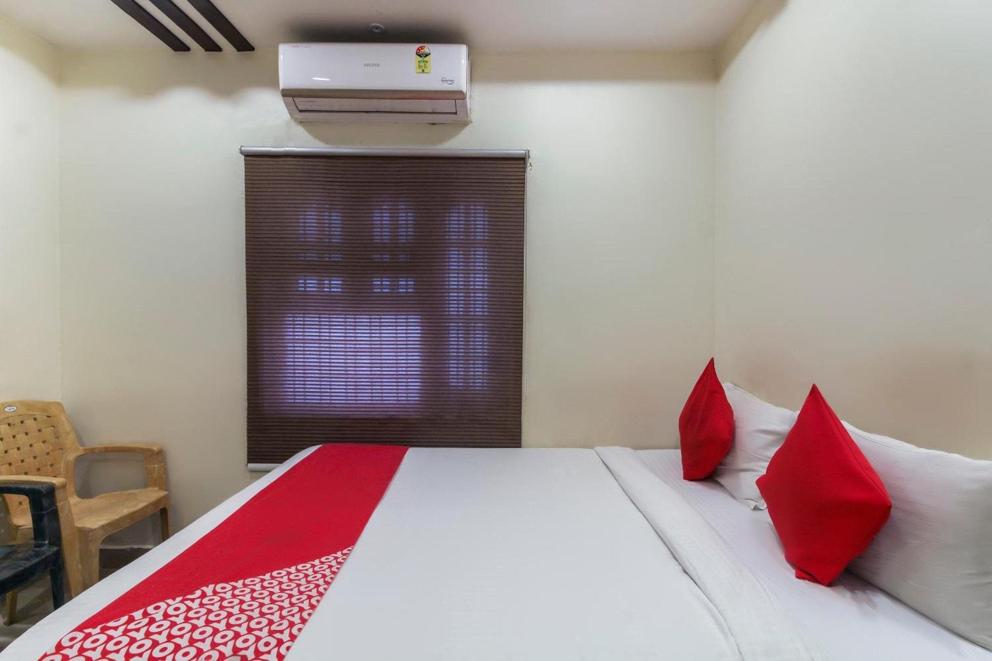 Hotel O Sri Harsha Residency Near Jntu Metro Hyderabad Exterior foto
