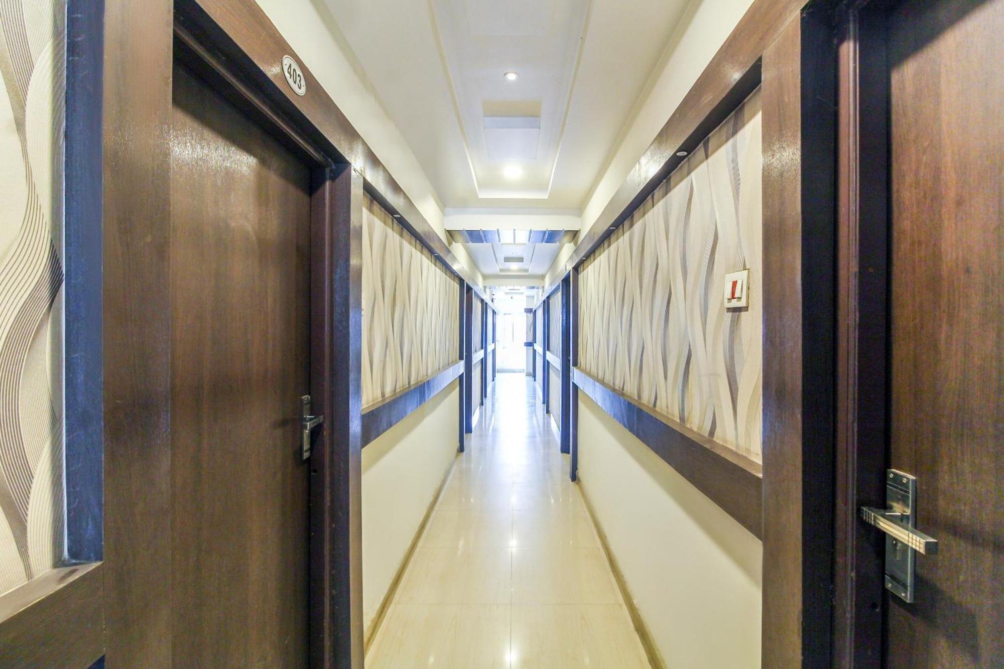 Hotel O Sri Harsha Residency Near Jntu Metro Hyderabad Exterior foto