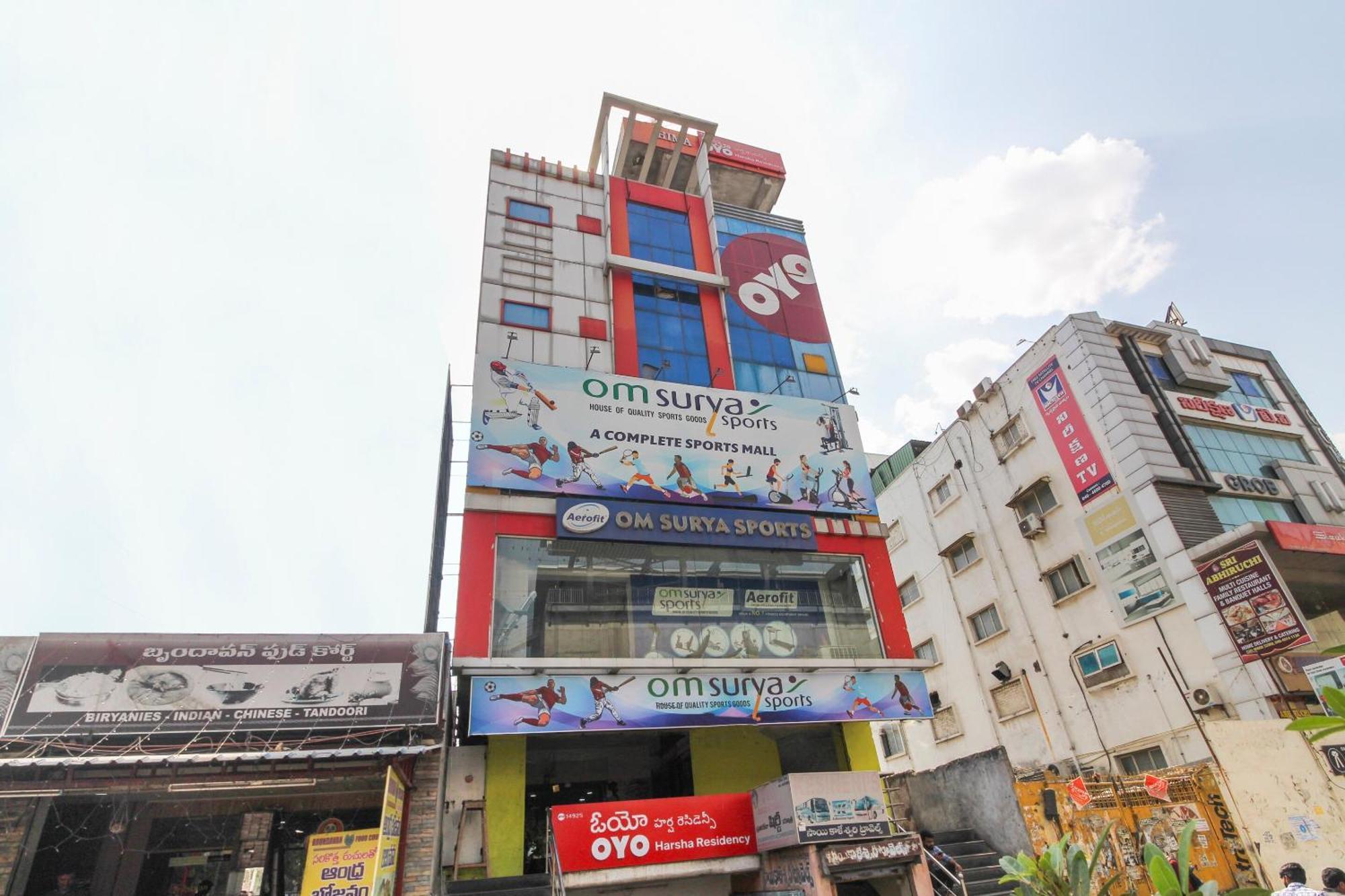 Hotel O Sri Harsha Residency Near Jntu Metro Hyderabad Exterior foto