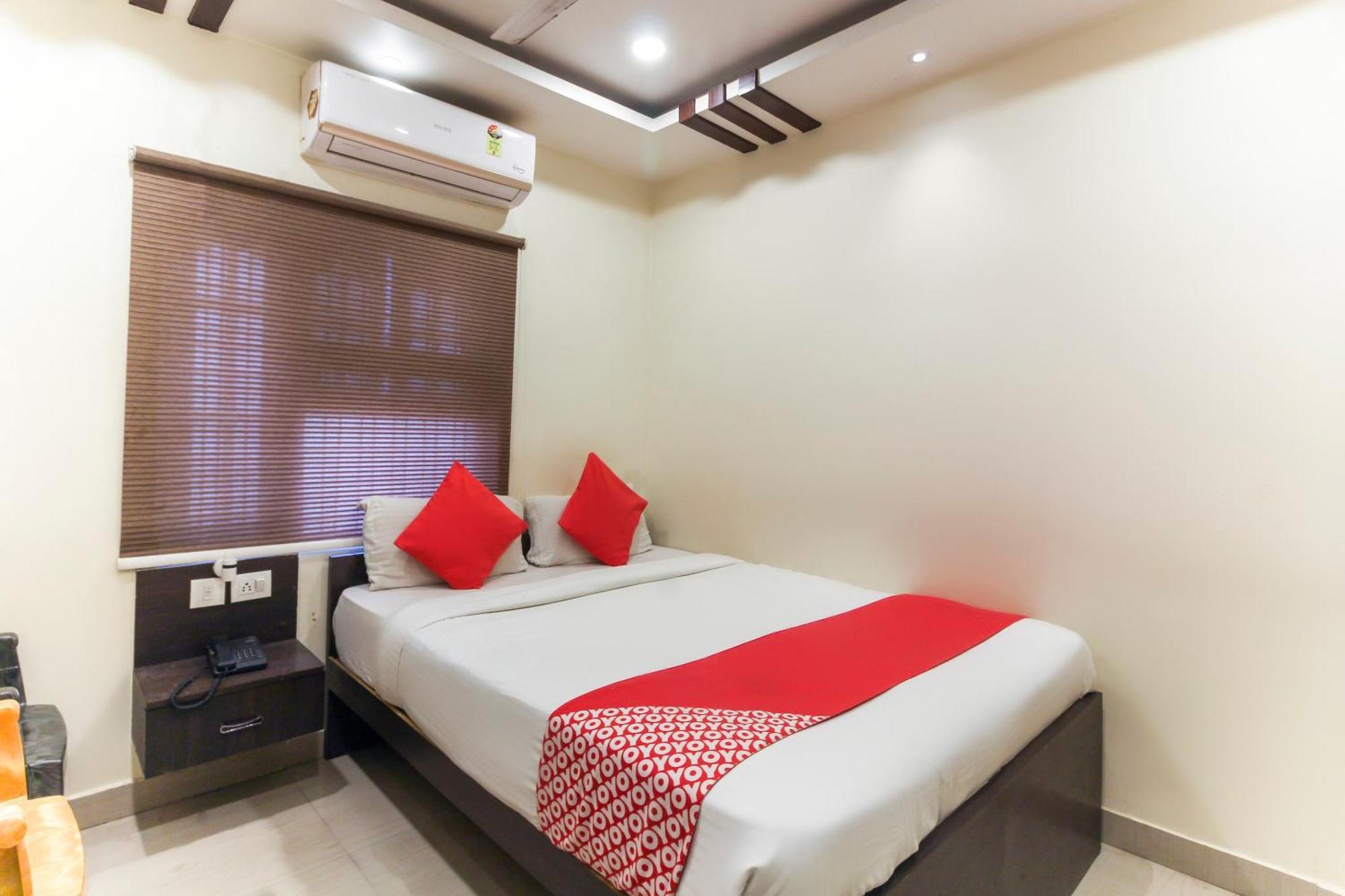 Hotel O Sri Harsha Residency Near Jntu Metro Hyderabad Exterior foto