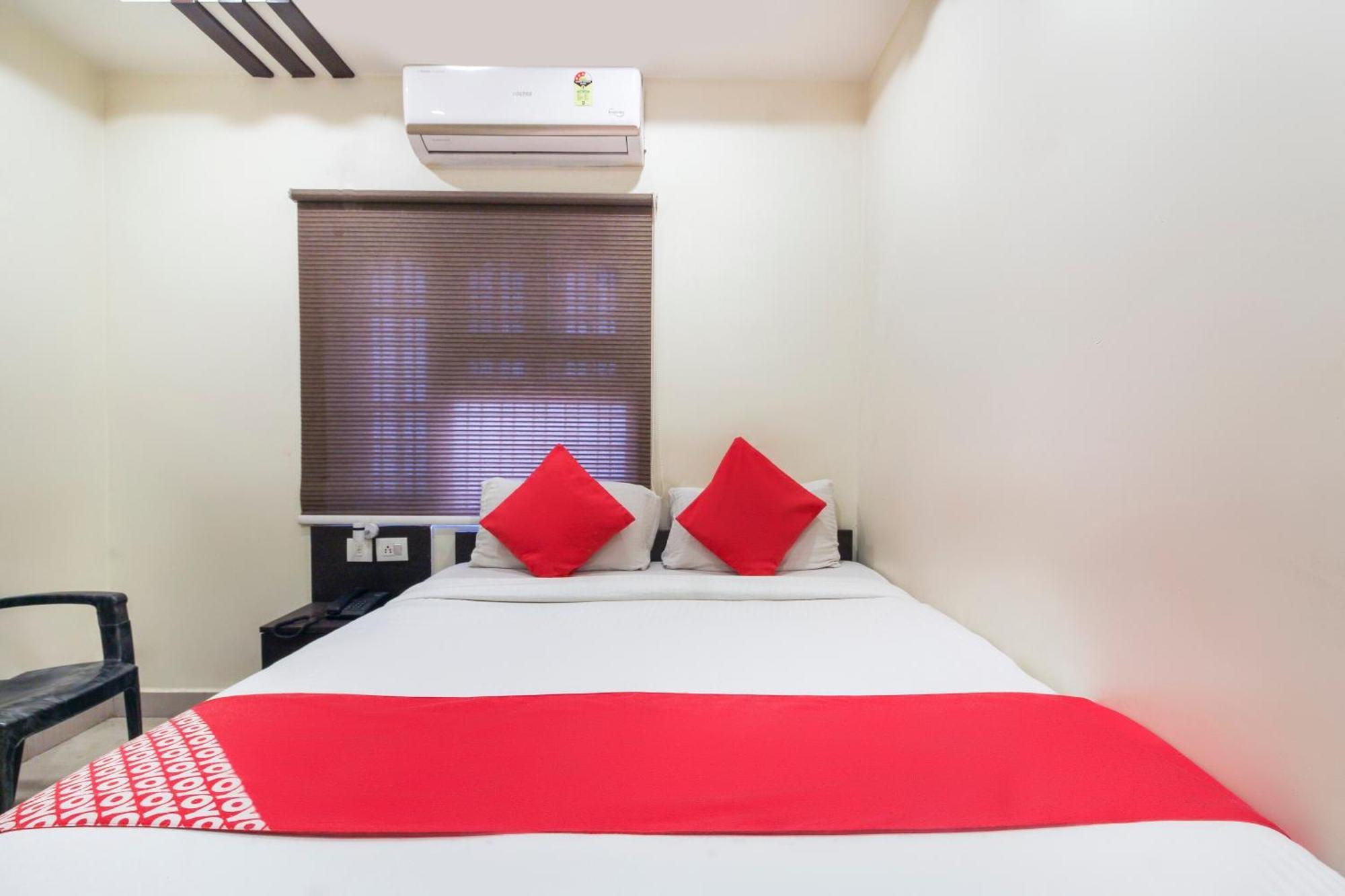 Hotel O Sri Harsha Residency Near Jntu Metro Hyderabad Exterior foto